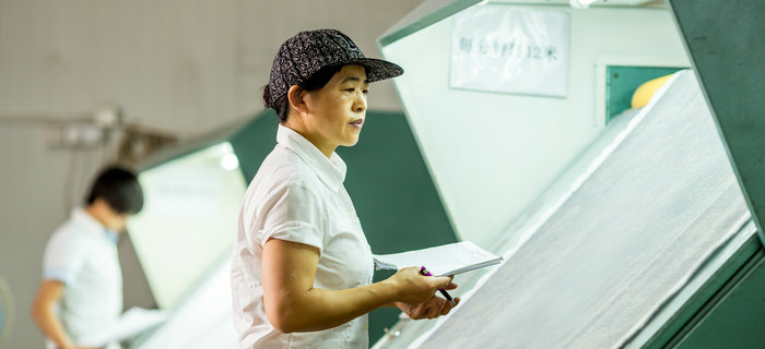 什么，被解雇了？劉潭服裝在冰冷的服裝路上越走越堅強(qiáng)
