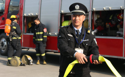 劉潭服裝：企業(yè)消防不懈，方能做到一日無(wú)損為全，無(wú)危為安