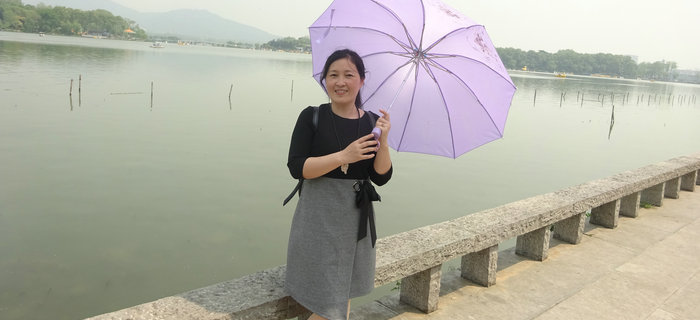 在五一來臨之際，劉潭服裝組織企業(yè)先進標(biāo)兵赴南京游玩
