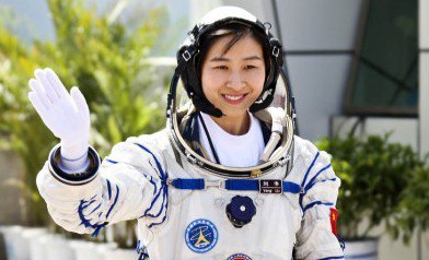 第二個中國航天日，劉潭服裝為您揭秘航天服裝