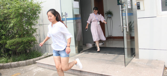 消防運(yùn)動(dòng)會(huì)，劉潭服裝員工都是行動(dòng)派，不服來(lái)辯&hellip;&hellip;