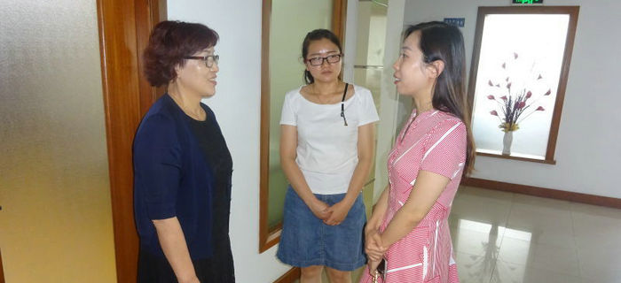 劉潭服裝：梁溪區(qū)團區(qū)委領(lǐng)導(dǎo)來我司指導(dǎo)團建工作