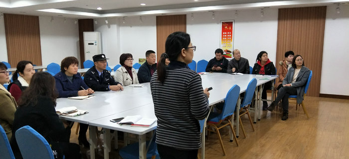 趙芳同志在劉潭服裝專題學(xué)習十九大會議中通過入黨轉(zhuǎn)正申請