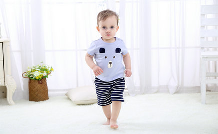 劉潭服裝:80后父母如何挑選嬰幼兒服裝？