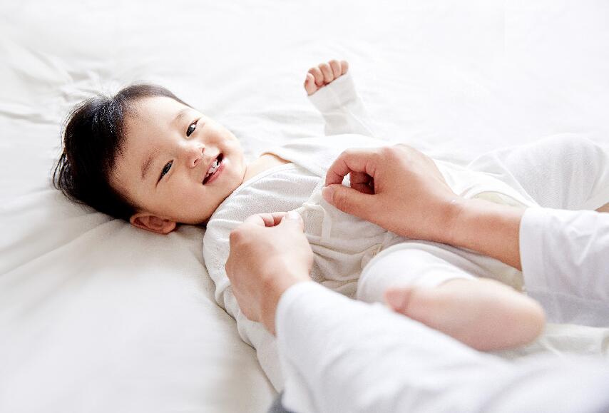 劉潭服裝：給寶寶挑選童裝有什么要點(diǎn)？