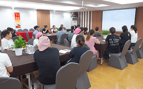 劉潭服裝廠《員工手冊》修訂審議，產(chǎn)業(yè)工人工作實施匯報