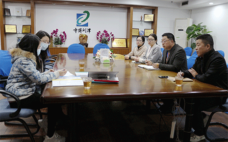 守護群眾健康安全，市防疫局到訪劉潭服裝廠