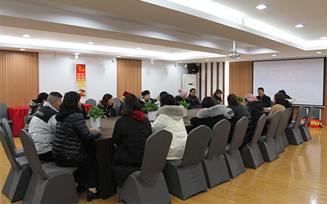 關(guān)愛職工暖人心，劉潭服裝廠開展新春慰問困難職工活動