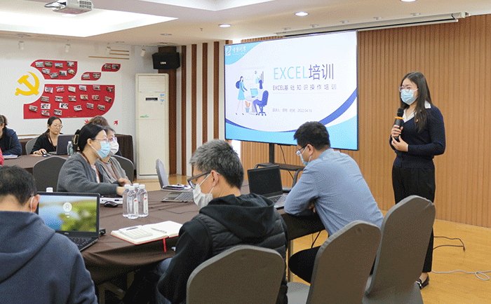 劉潭服裝廠開展辦公軟件技能專題培訓