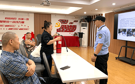 培訓(xùn)促成長(zhǎng)：劉潭服裝開(kāi)展新員工培訓(xùn)