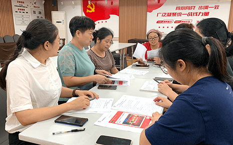 “情暖劉服，為愛一起捐 ”劉潭服裝99公益日愛心倡捐書