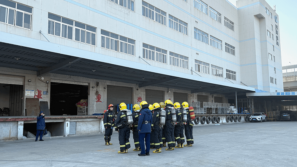 劉潭服裝：消防演練進企業(yè)，共筑安全生產(chǎn)&ldquo;防火墻&rdquo;