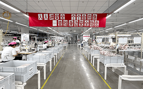 劉潭服裝扎實開展安全生產(chǎn)月宣傳——筑牢安全防線
