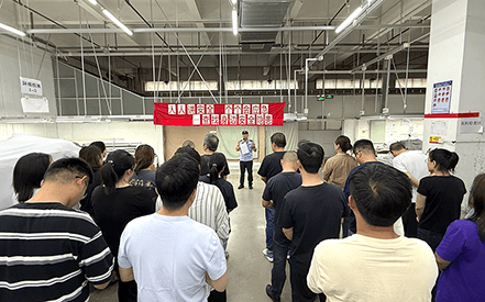 劉潭服裝：安全生產(chǎn)月培訓(xùn)進(jìn)車間，安全示范保平安