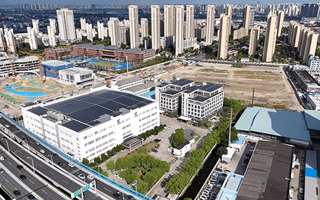 金秋桂香盈滿園，以創(chuàng)新織就劉潭服裝發(fā)展新圖景