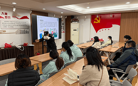 劉潭服裝：新員工入職培訓(xùn)，筑牢安全防線