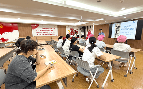 夯實(shí)安全基礎(chǔ) 助力新人成長(zhǎng)｜劉潭服裝開展新員工入職培訓(xùn)
